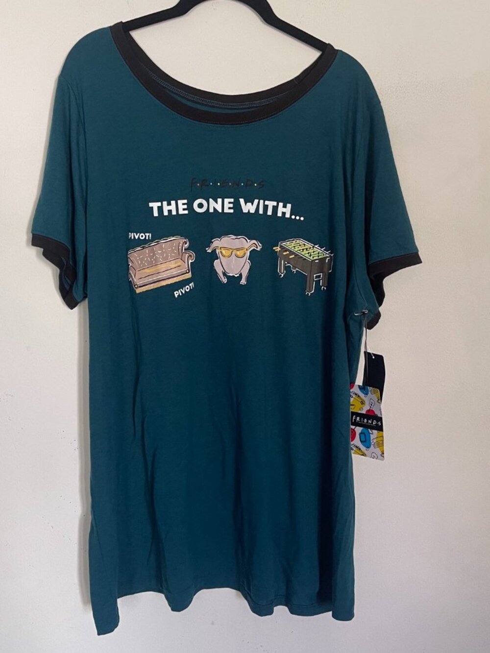 Torrid Plus 3X Friends TV Show Thanksgiving Episode Graphic Ringer T Shirt A1